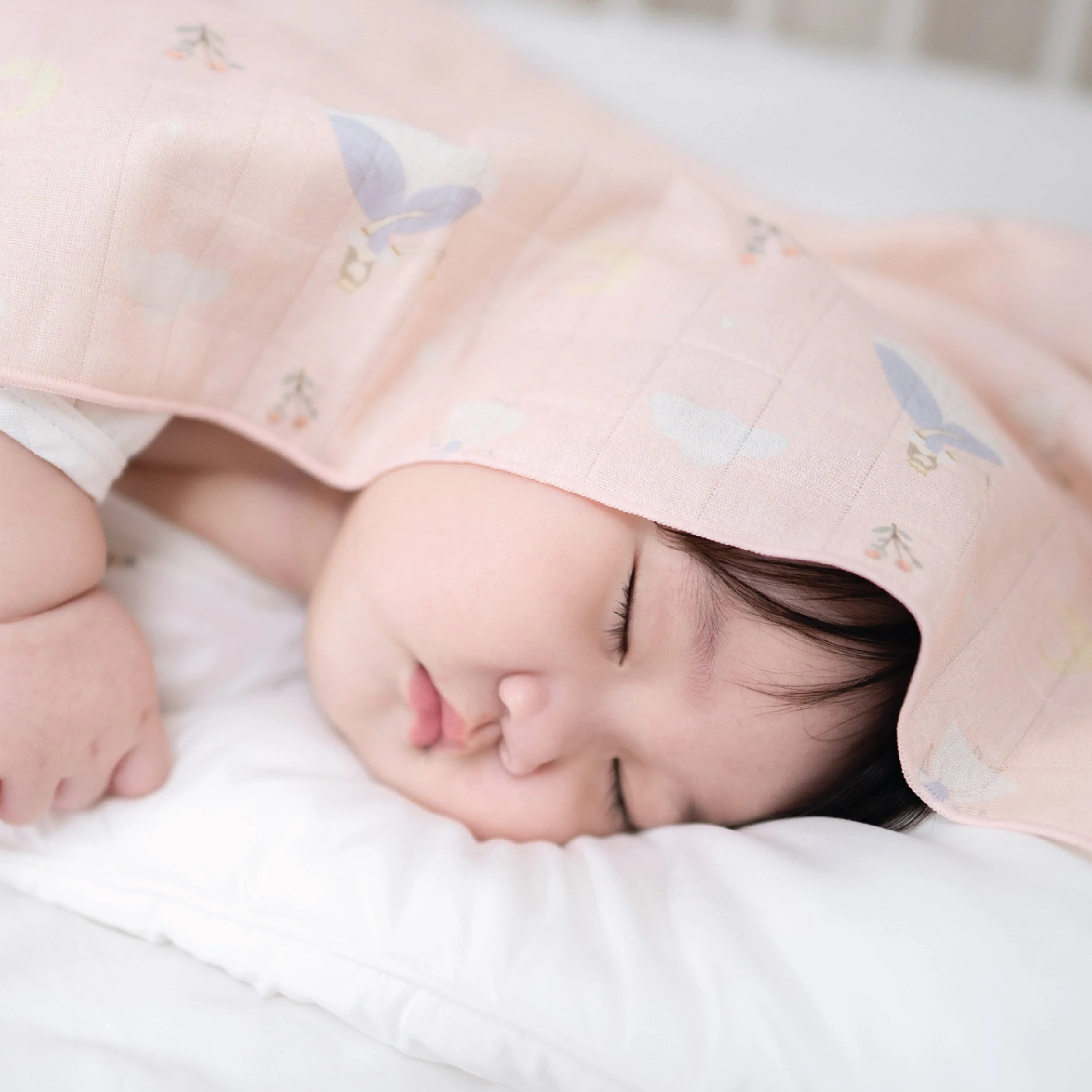 Baby and Co. Nursing Cloth 30" x 30" - Image 3