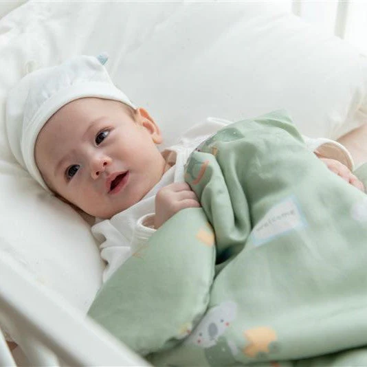 Granny Ben Sweet Dream Micro Tencel™ Comforter - Image 3