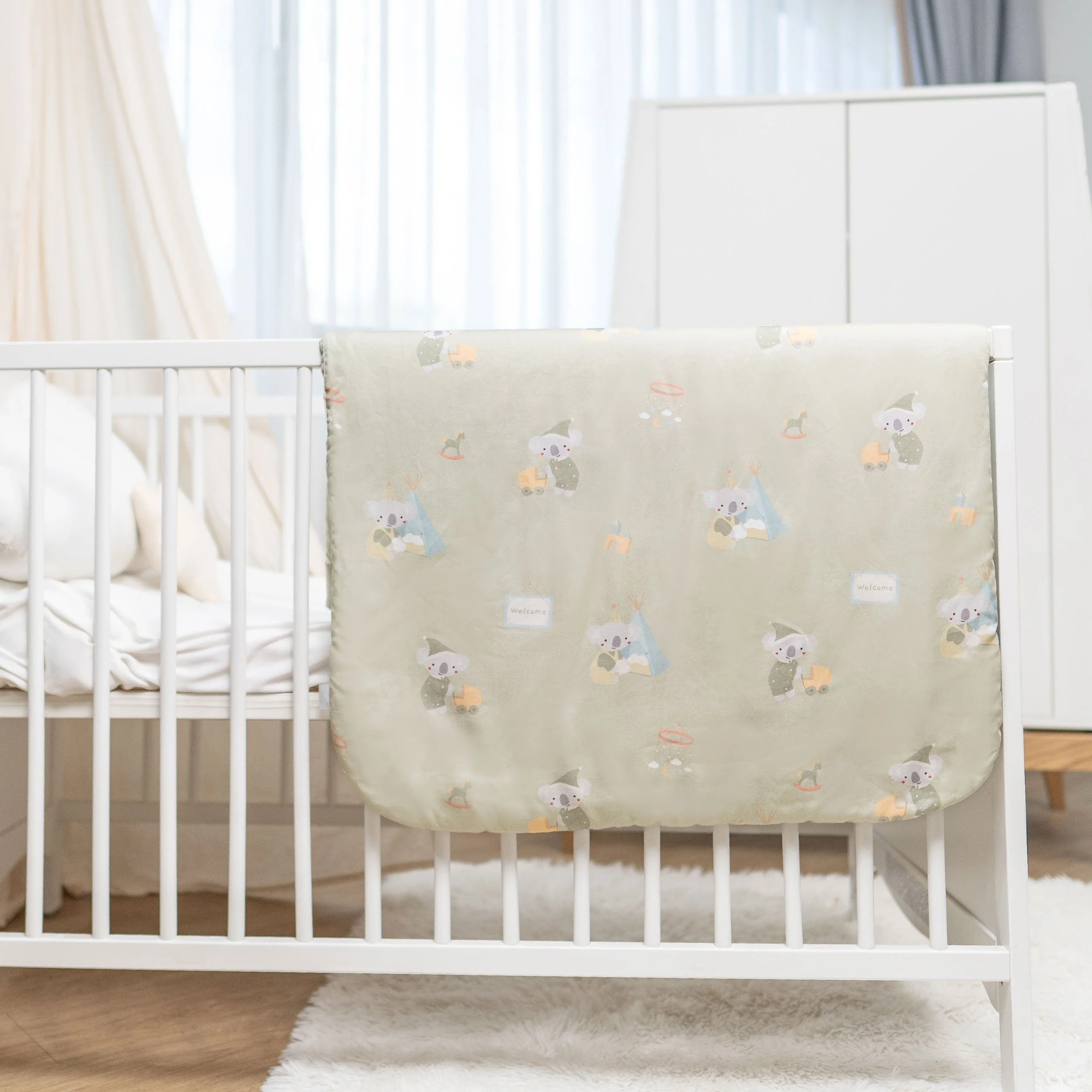 Granny Ben Sweet Dream Micro Tencel™ Comforter - Image 5