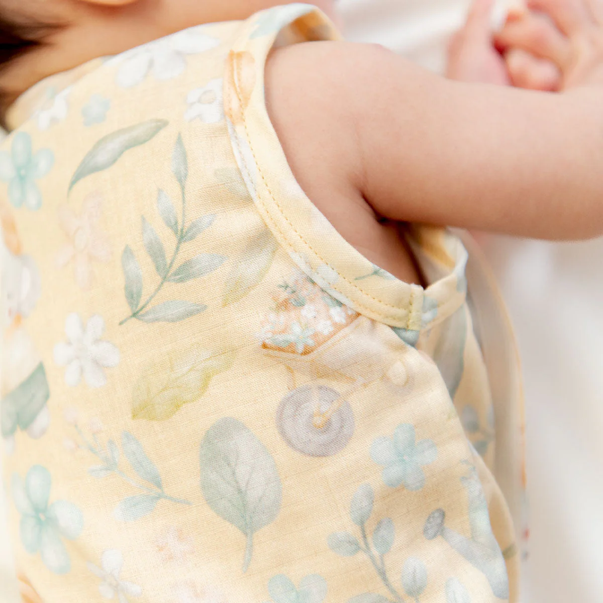 Granny Ben Tencel™ Snap and Sleep Bodysuit Floral Daydream - Image 4