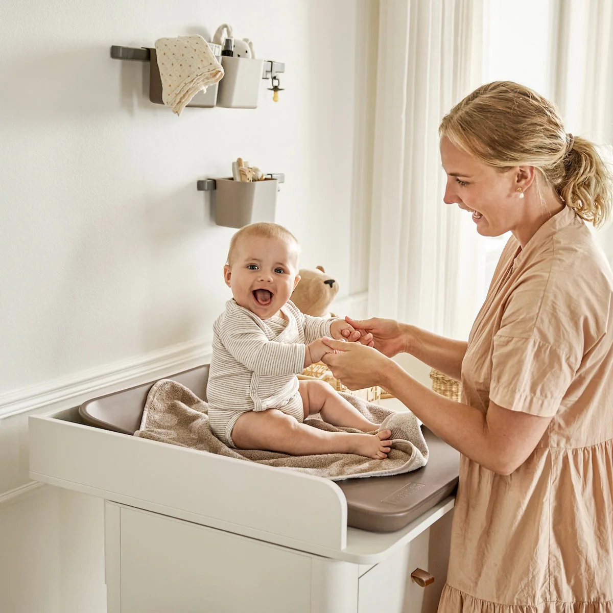 Leander Changing Unit for Classic Dresser - Image 3