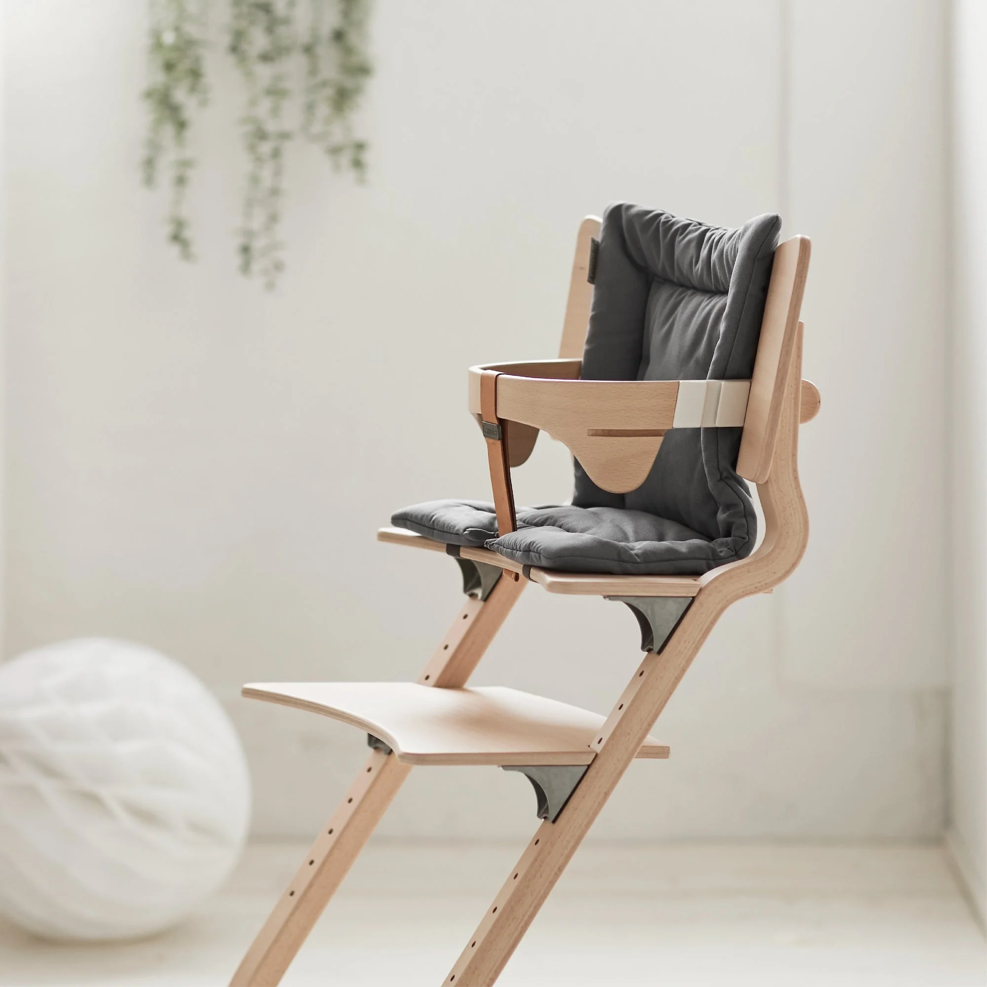 Leander Cushion For Classic High Chair - Image 3